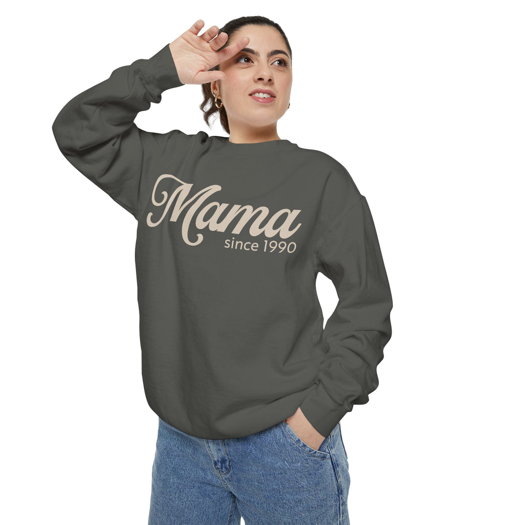 Mama Since 1990 Sweatshirt – Vintage Mom Crewneck Sweatshirt | Minimal Mama Gift for Mother’s Day