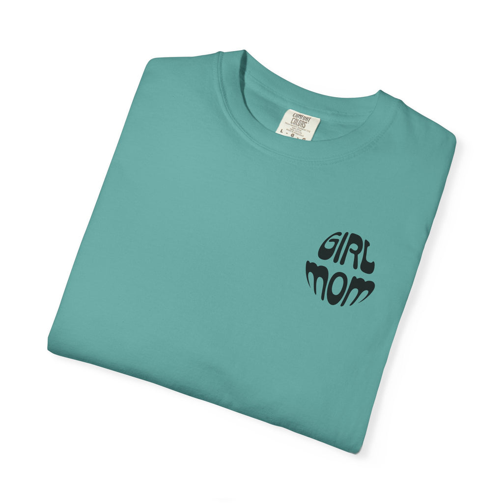 Girl Moms Club T-Shirt – Retro Mom Graphic Tee for Mothers of Daughters | Girl Mom Shirt
