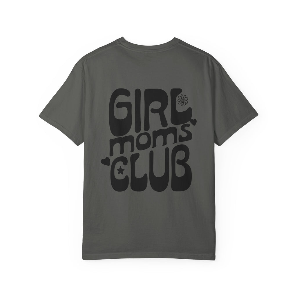 Girl Moms Club T-Shirt – Retro Mom Graphic Tee for Mothers of Daughters | Girl Mom Shirt