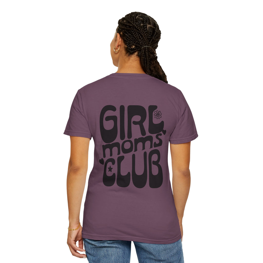 Girl Moms Club T-Shirt – Retro Mom Graphic Tee for Mothers of Daughters | Girl Mom Shirt
