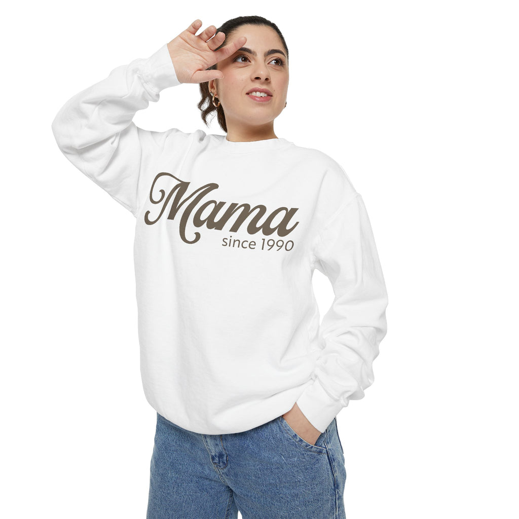 Mama Since 1990 Sweatshirt – Vintage Mom Crewneck Sweatshirt | Minimal Mama Gift for Mother’s Day