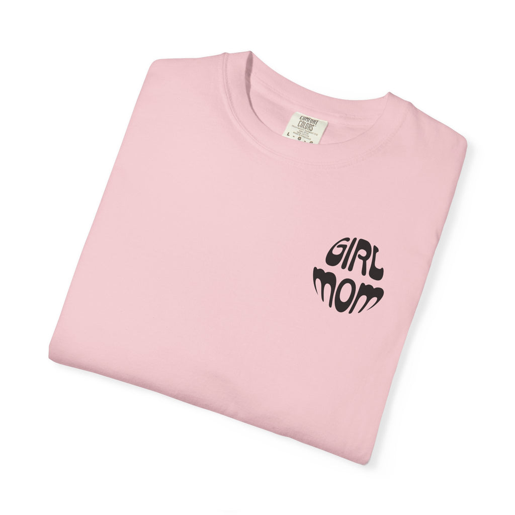 Girl Moms Club T-Shirt – Retro Mom Graphic Tee for Mothers of Daughters | Girl Mom Shirt