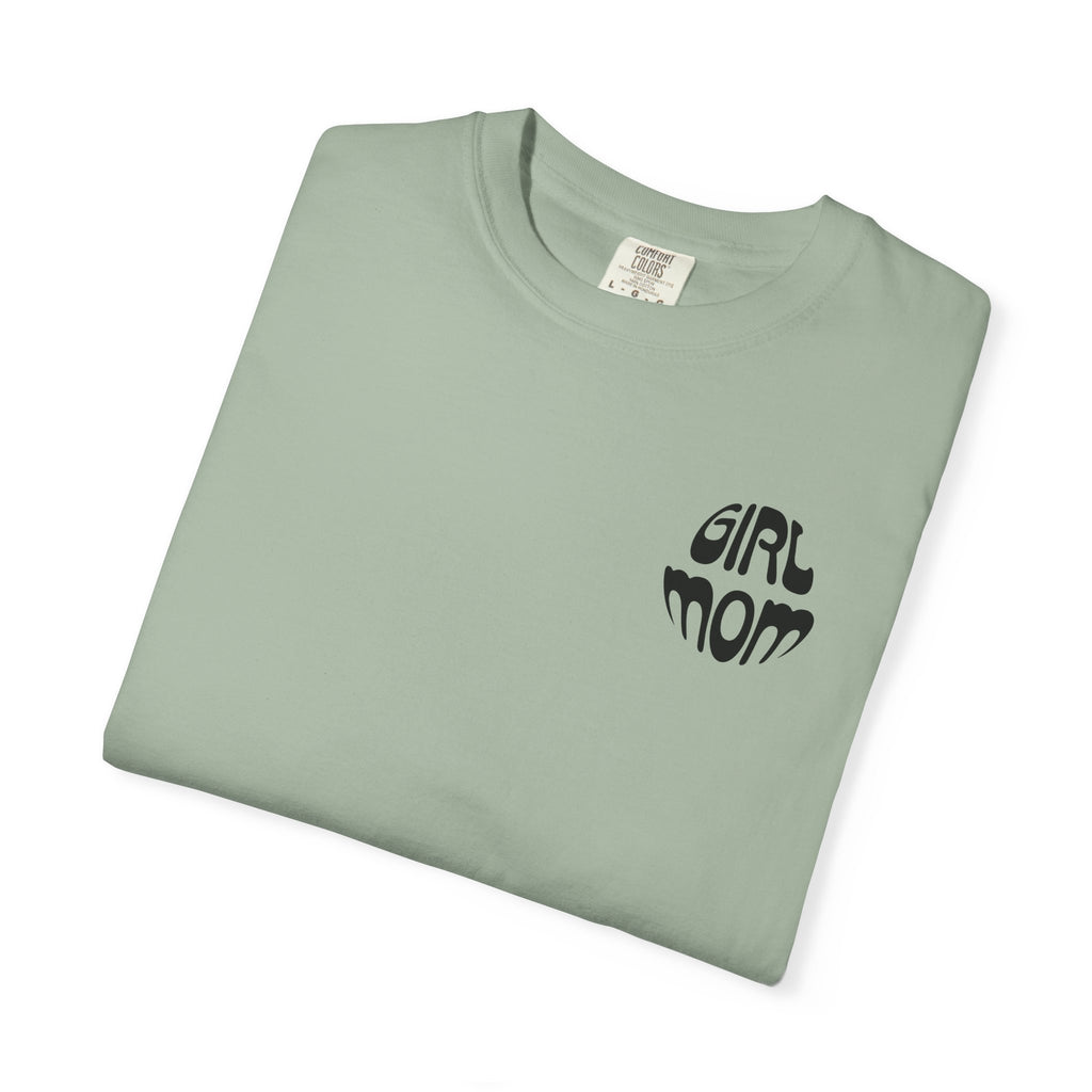 Girl Moms Club T-Shirt – Retro Mom Graphic Tee for Mothers of Daughters | Girl Mom Shirt