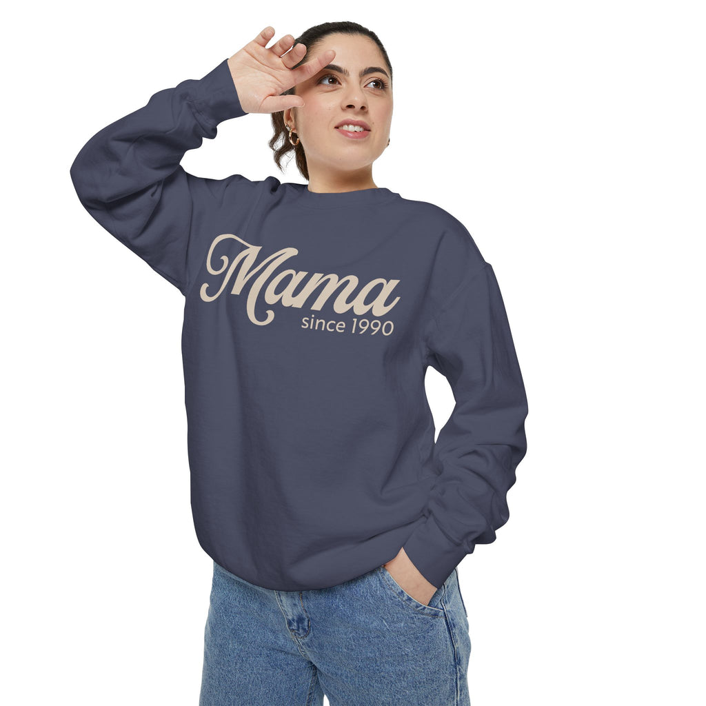 Mama Since 1990 Sweatshirt – Vintage Mom Crewneck Sweatshirt | Minimal Mama Gift for Mother’s Day