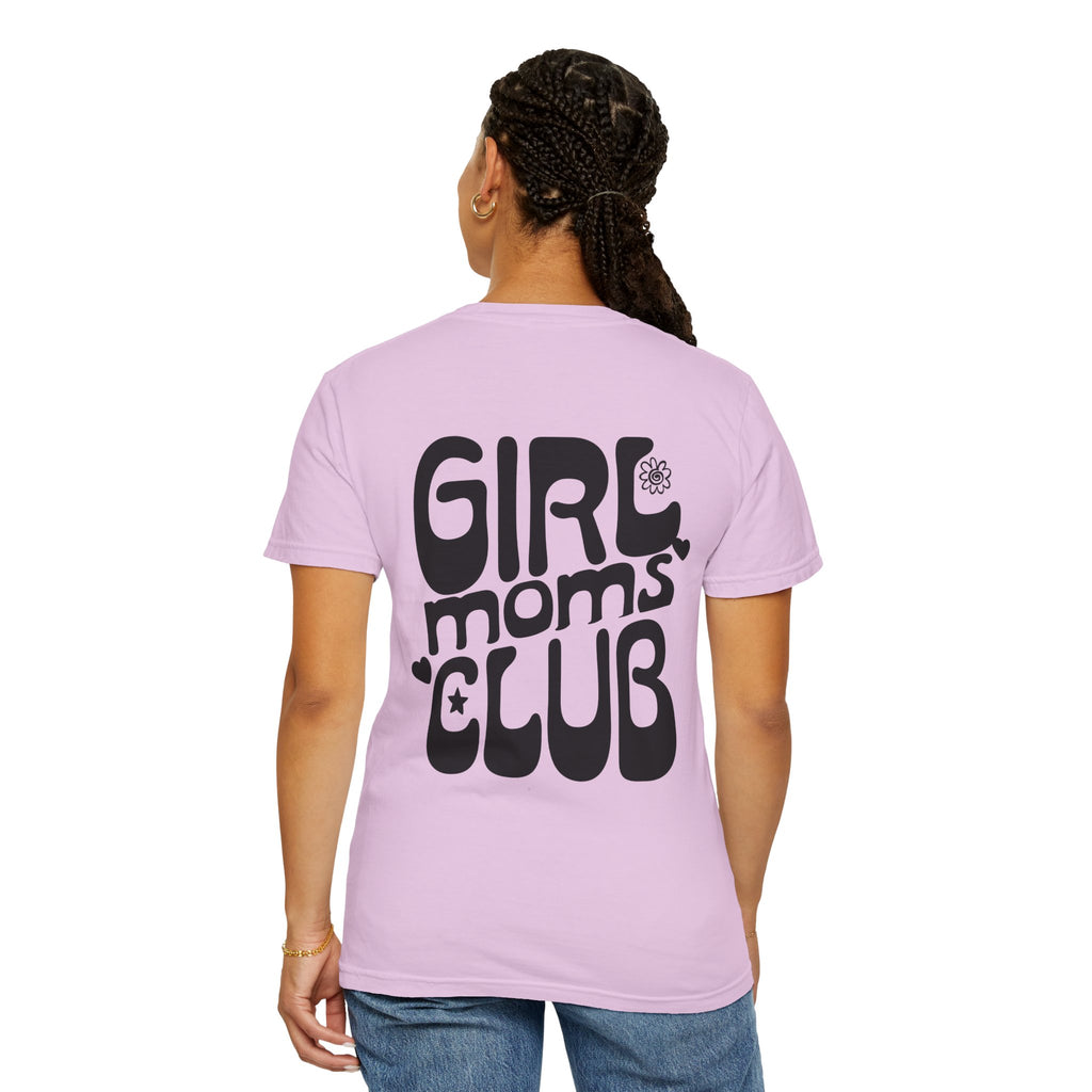 Girl Moms Club T-Shirt – Retro Mom Graphic Tee for Mothers of Daughters | Girl Mom Shirt