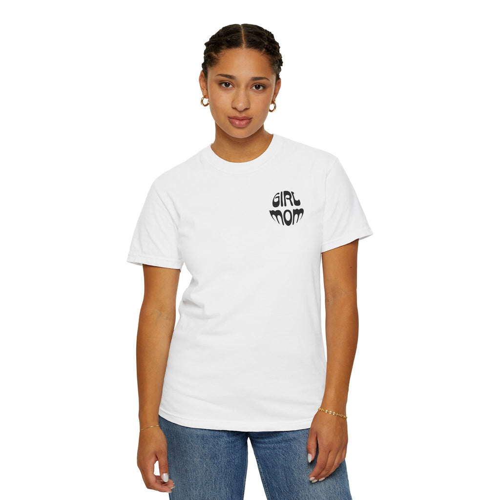 Girl Moms Club T-Shirt – Retro Mom Graphic Tee for Mothers of Daughters | Girl Mom Shirt