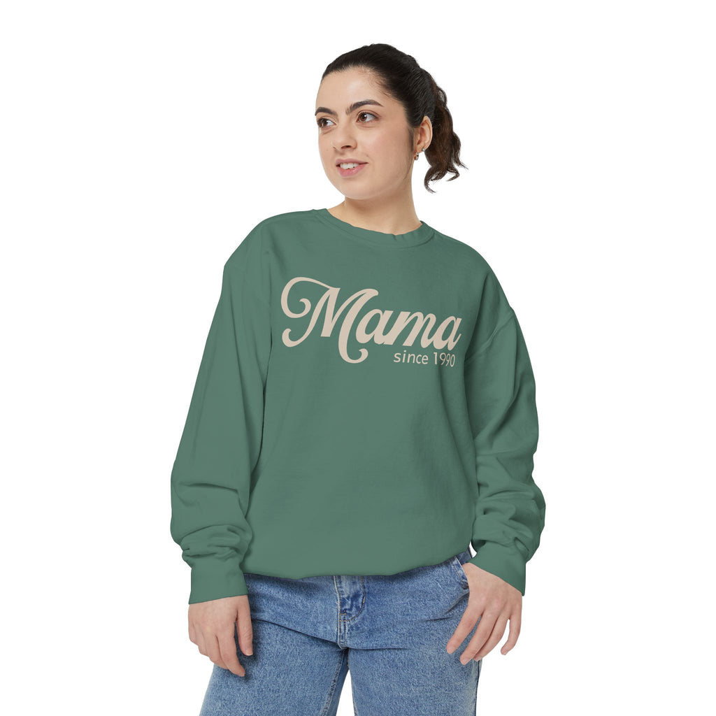 Mama Since 1990 Sweatshirt – Vintage Mom Crewneck Sweatshirt | Minimal Mama Gift for Mother’s Day