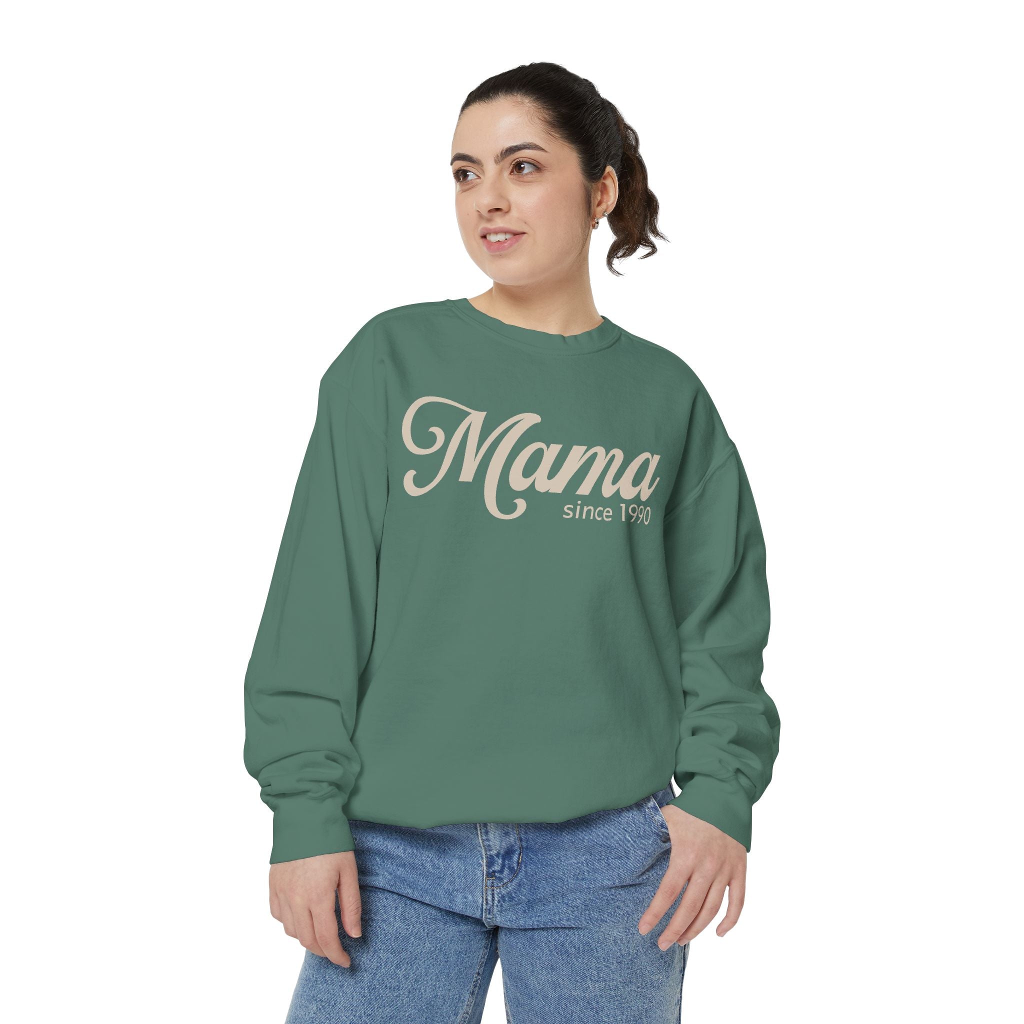 Mama Since 1990 Sweatshirt – Vintage Mom Crewneck Sweatshirt | Minimal Mama Gift for Mother’s Day