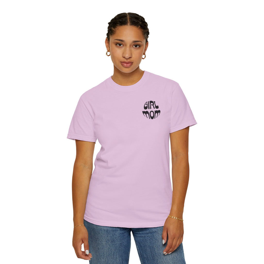 Girl Moms Club T-Shirt – Retro Mom Graphic Tee for Mothers of Daughters | Girl Mom Shirt