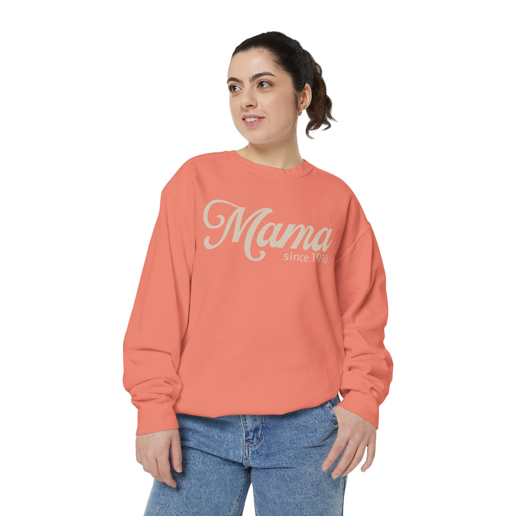 Mama Since 1990 Sweatshirt – Vintage Mom Crewneck Sweatshirt | Minimal Mama Gift for Mother’s Day