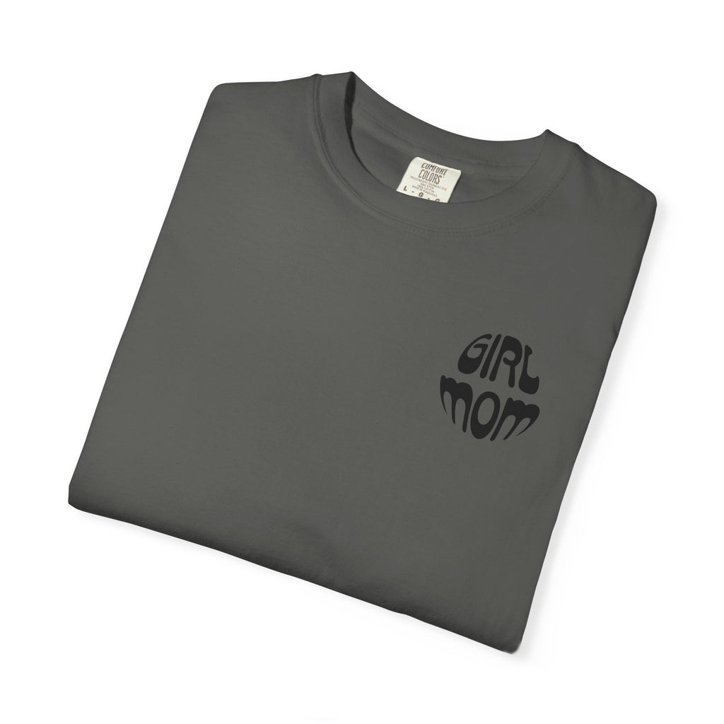 Girl Moms Club T-Shirt – Retro Mom Graphic Tee for Mothers of Daughters | Girl Mom Shirt